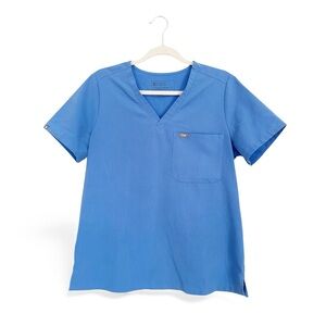 Figs Women’s Catarina One-Pocket Scrub Top Ciel Blue Size Medium